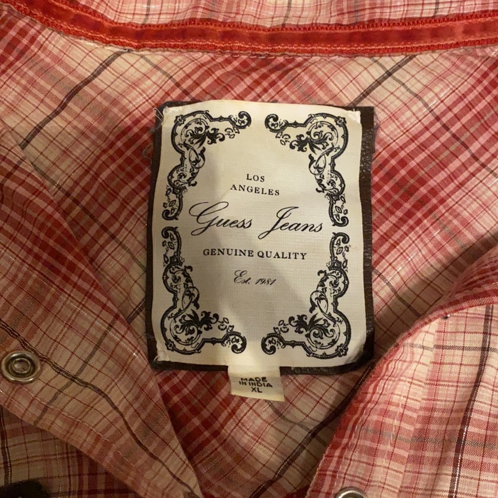 GUESS button down - Picture 2 of 6